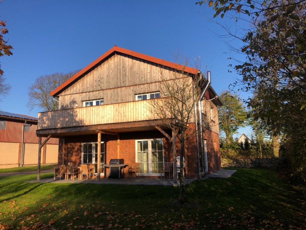 Farm-Chalet Renzow Exteriér fotografie